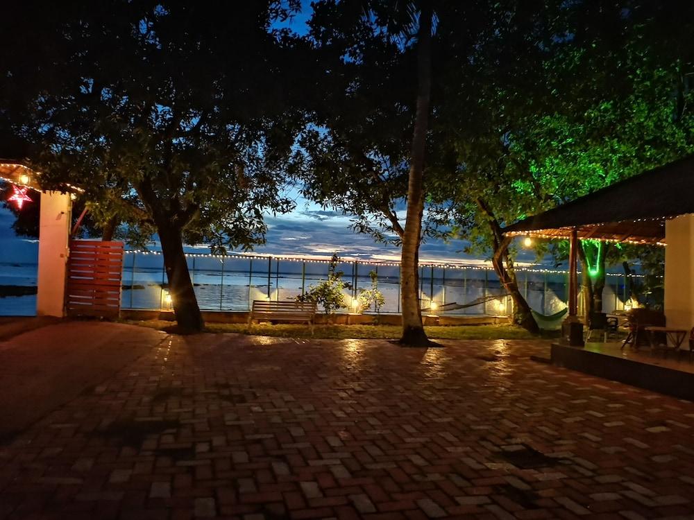Saro Lake County Kumarakom Ngoại thất bức ảnh
