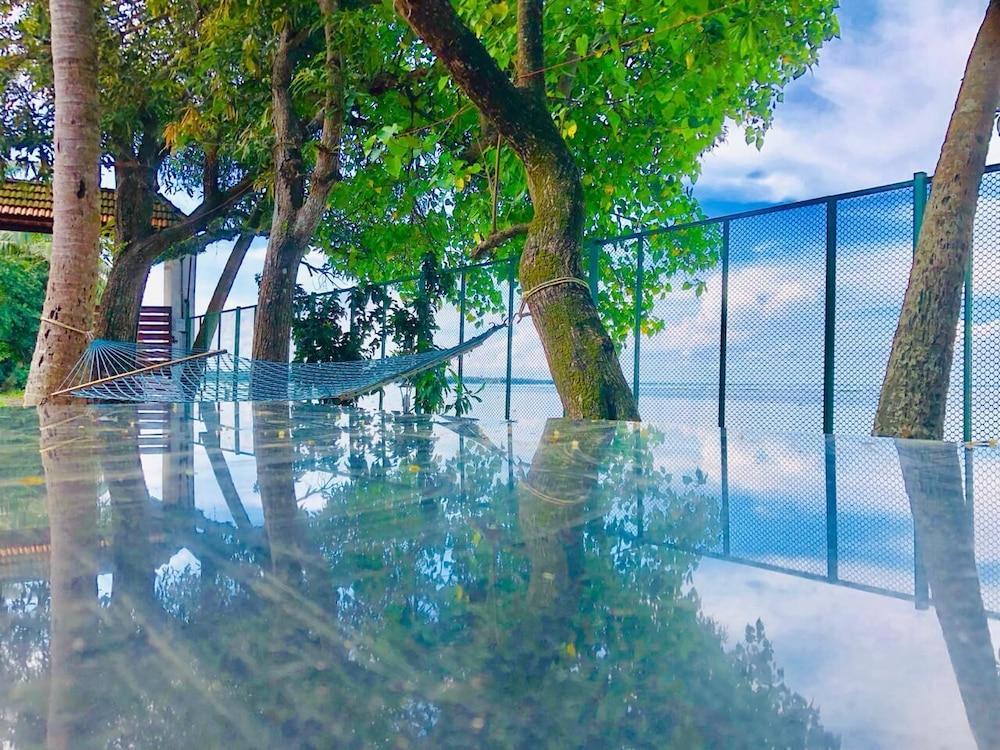 Saro Lake County Kumarakom Ngoại thất bức ảnh