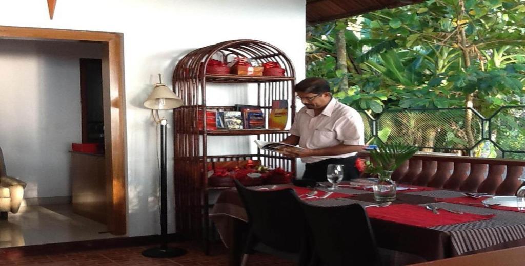 Saro Lake County Kumarakom Ngoại thất bức ảnh