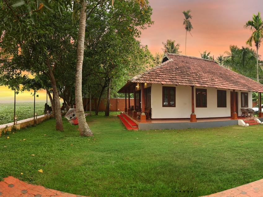 Saro Lake County Kumarakom Ngoại thất bức ảnh