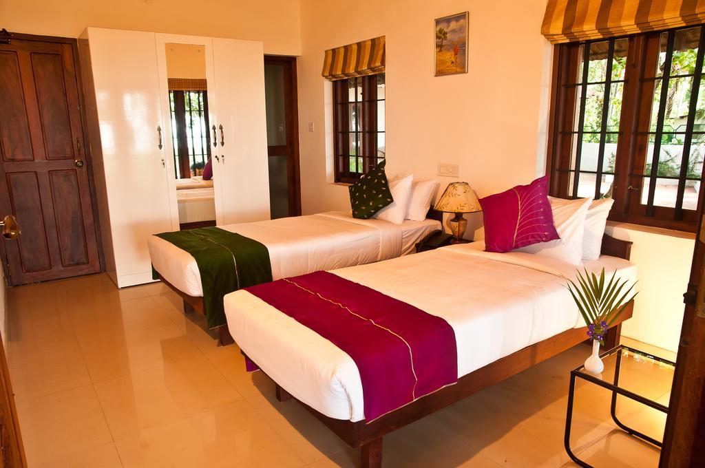 Saro Lake County Kumarakom Ngoại thất bức ảnh